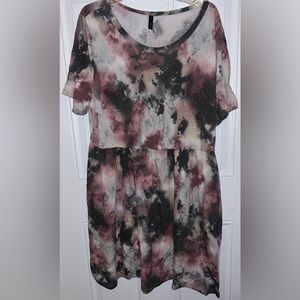 Tie-dyed style babydoll shirt or dress with pockets!